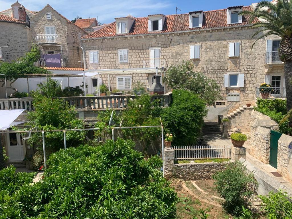 Apartmani Stones Sutivan I Dış mekan fotoğraf